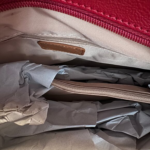 Nine West Blake Red Large Shoulder Tote Bag Purse & Bonus Black/White  Pouch NEW - Picture 12 of 16